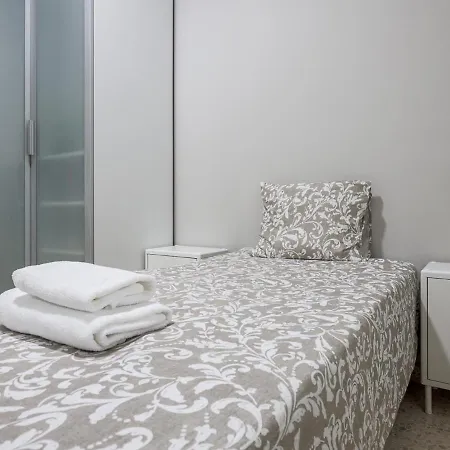 Apartment Reformado En Barrio Macarena *